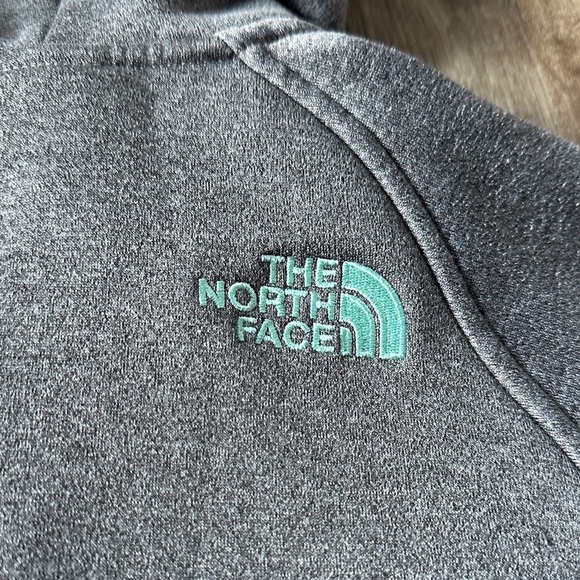 The North Face Kids Gray and Teal Hoodie - Picture 7 of 7